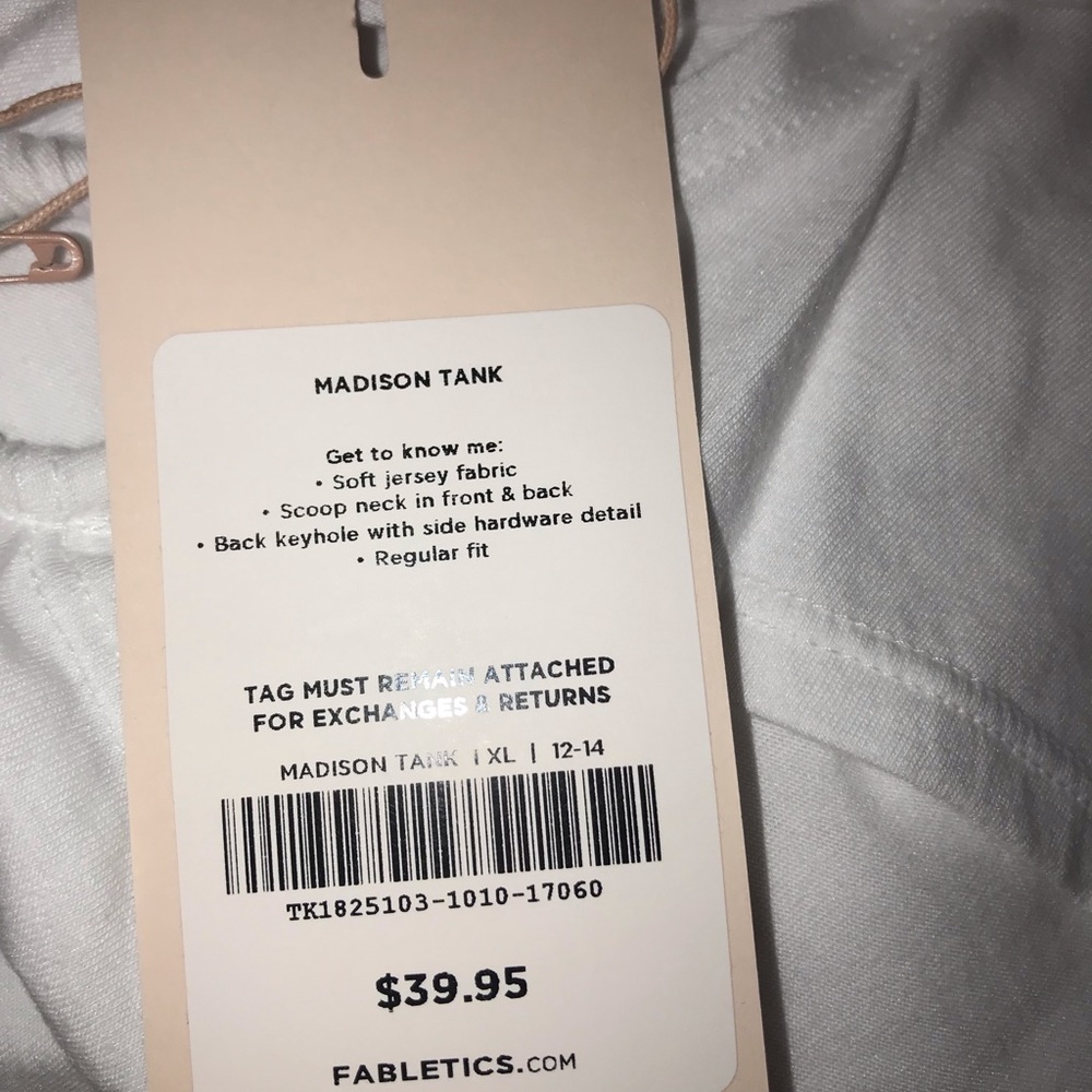 New Fabletics Madison tank top XL Demi Lovato ⭐️ - Picture 4 of 5